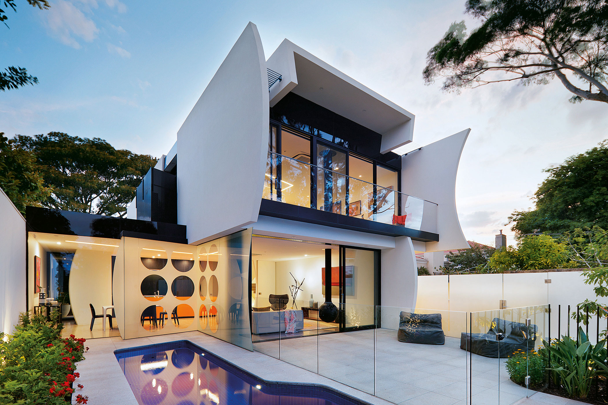 The Bright Color Home